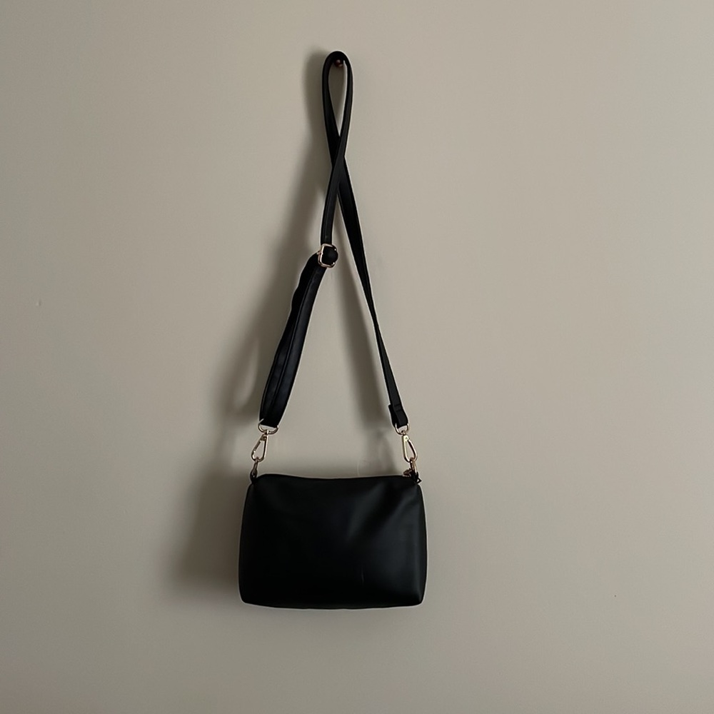 Crossbody purse - Picture 2 of 2